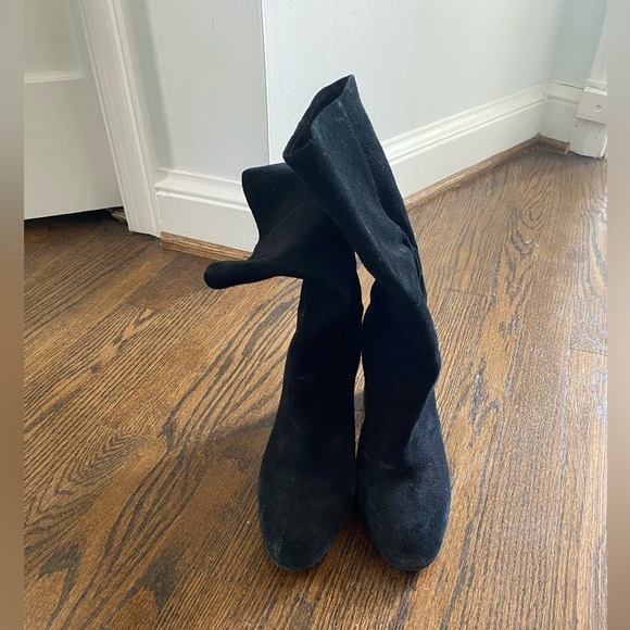 Charles David/Tuckernuck Black Suede MIDI boots - Picture 2 of 3